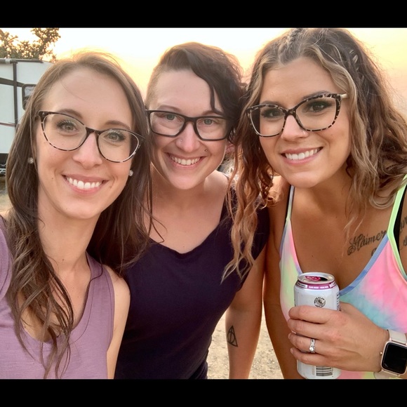 Meet your Posher, Rheanne - Picture 1 of 1